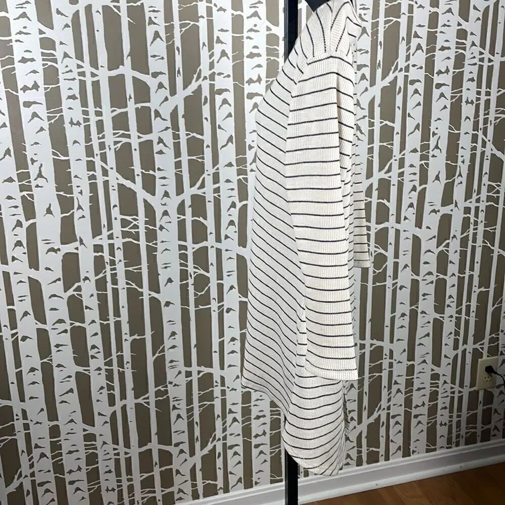 Cross-Over Split Back Thermal Top size M - Picture 6 of 7